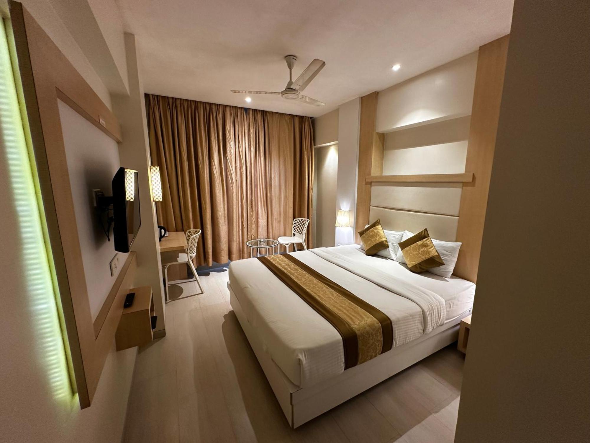 South Coast Hotel Wagle Estate Thane Exterior photo
